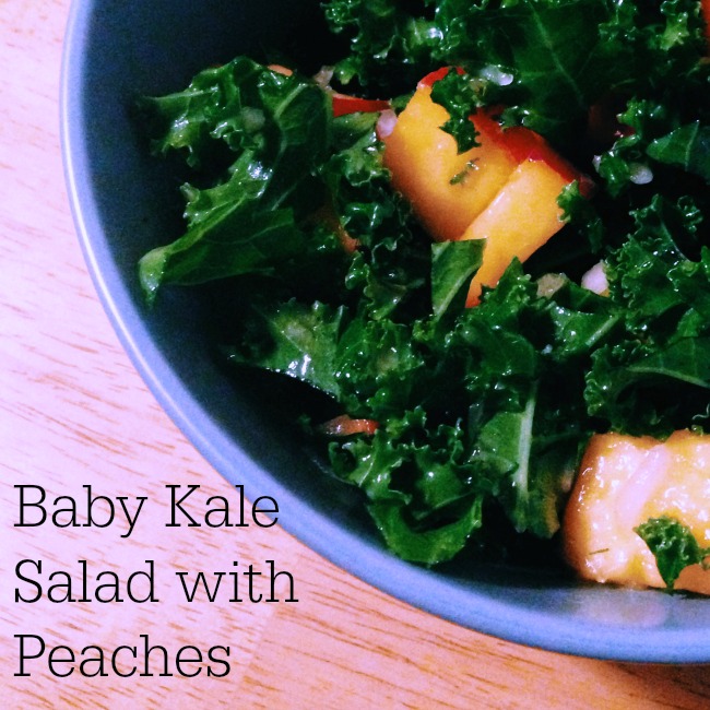 Baby Kale Salad with Peaches - Healthy and delicious recipe!